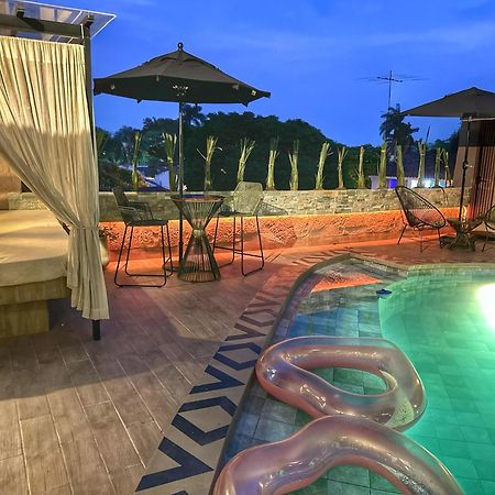 Hotel Osve Boutique Кали Екстериор снимка